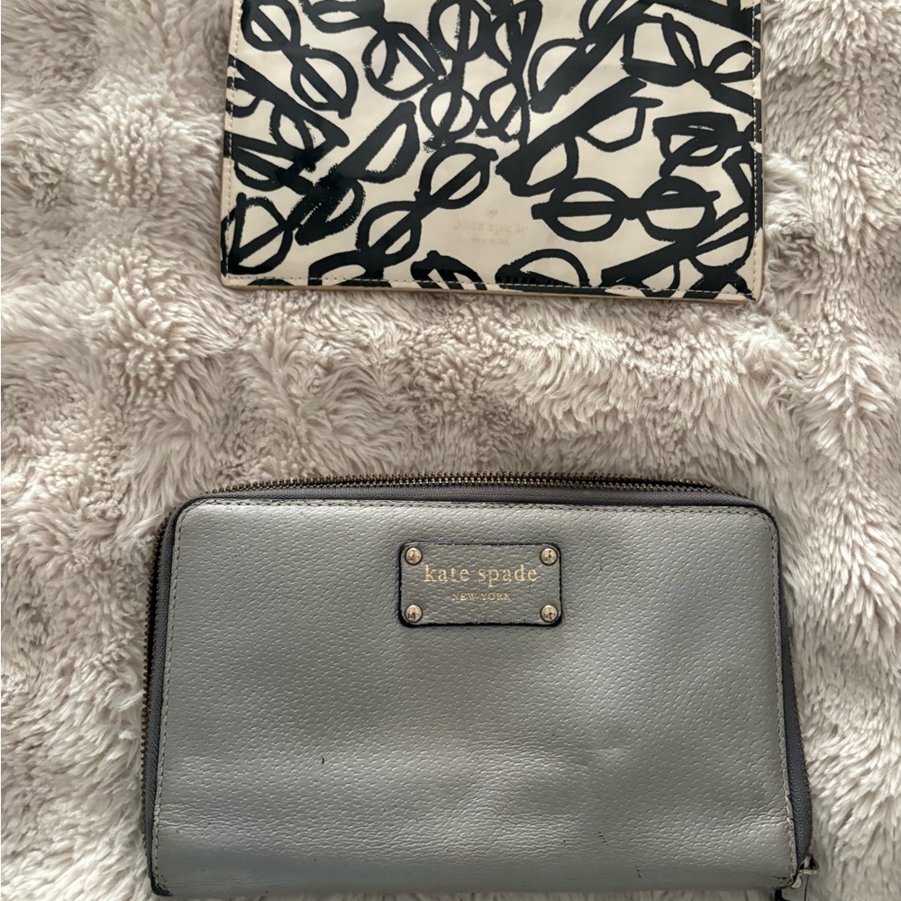Kate Spade Silver Leather Wallet and pouch